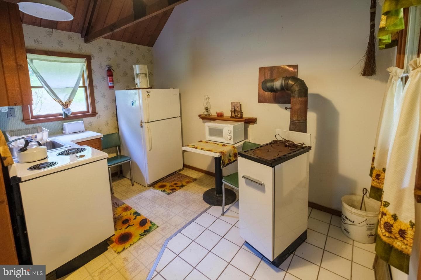 853 Fairview Road photo 59