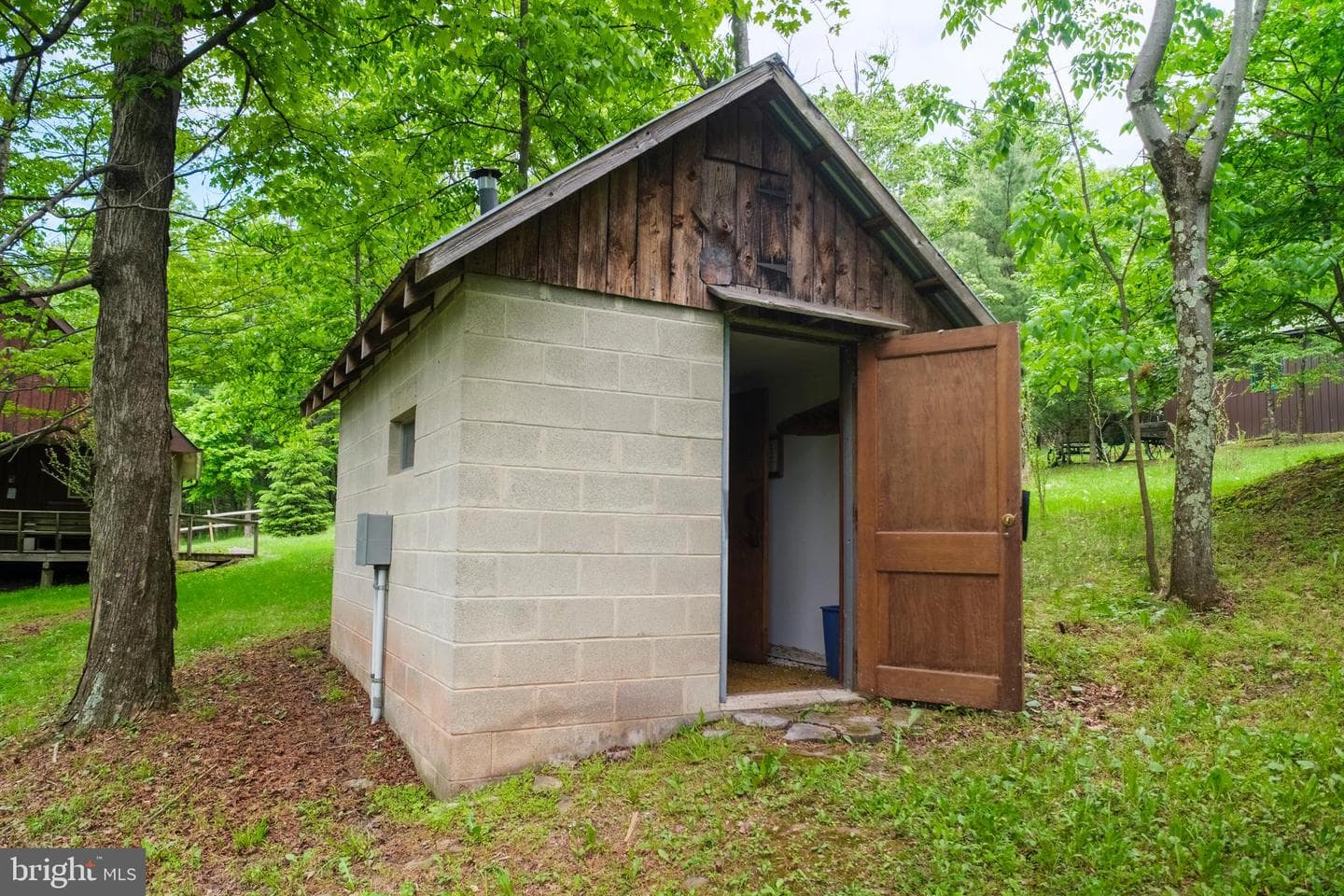 853 Fairview Road photo 74
