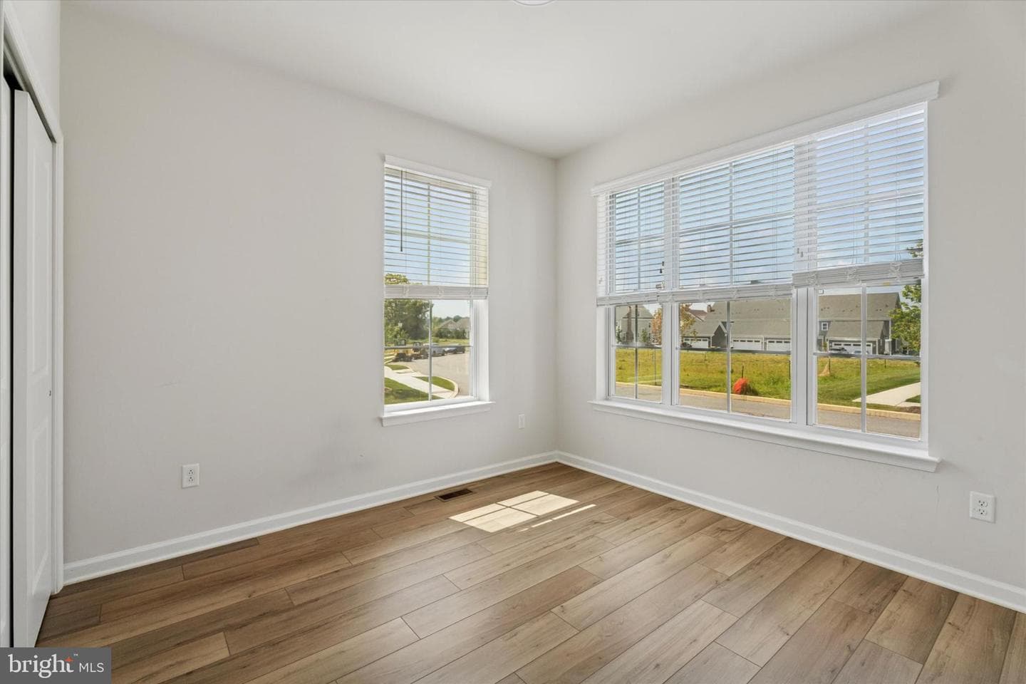 498 Major John Way photo 22