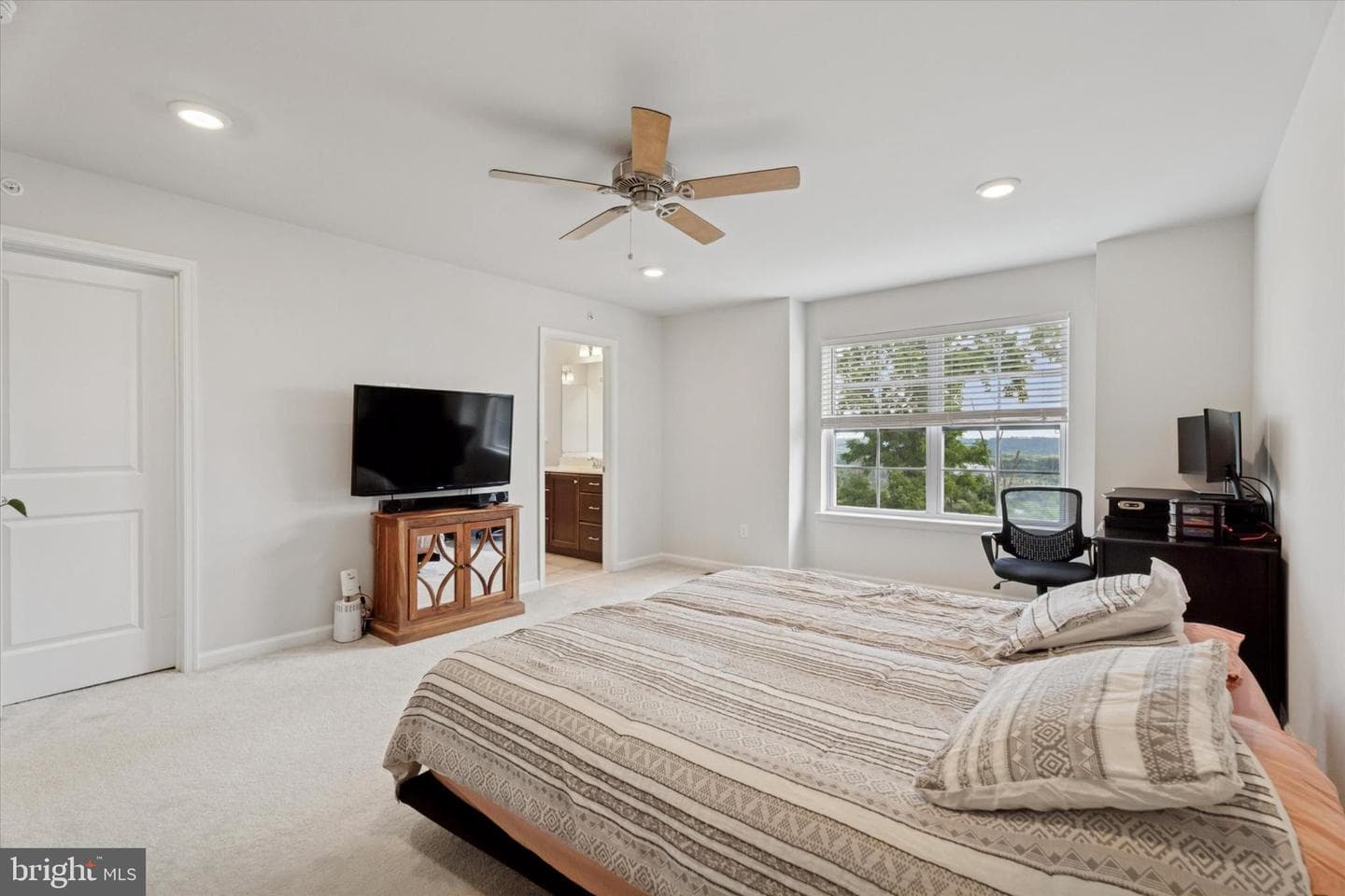 498 Major John Way photo 26