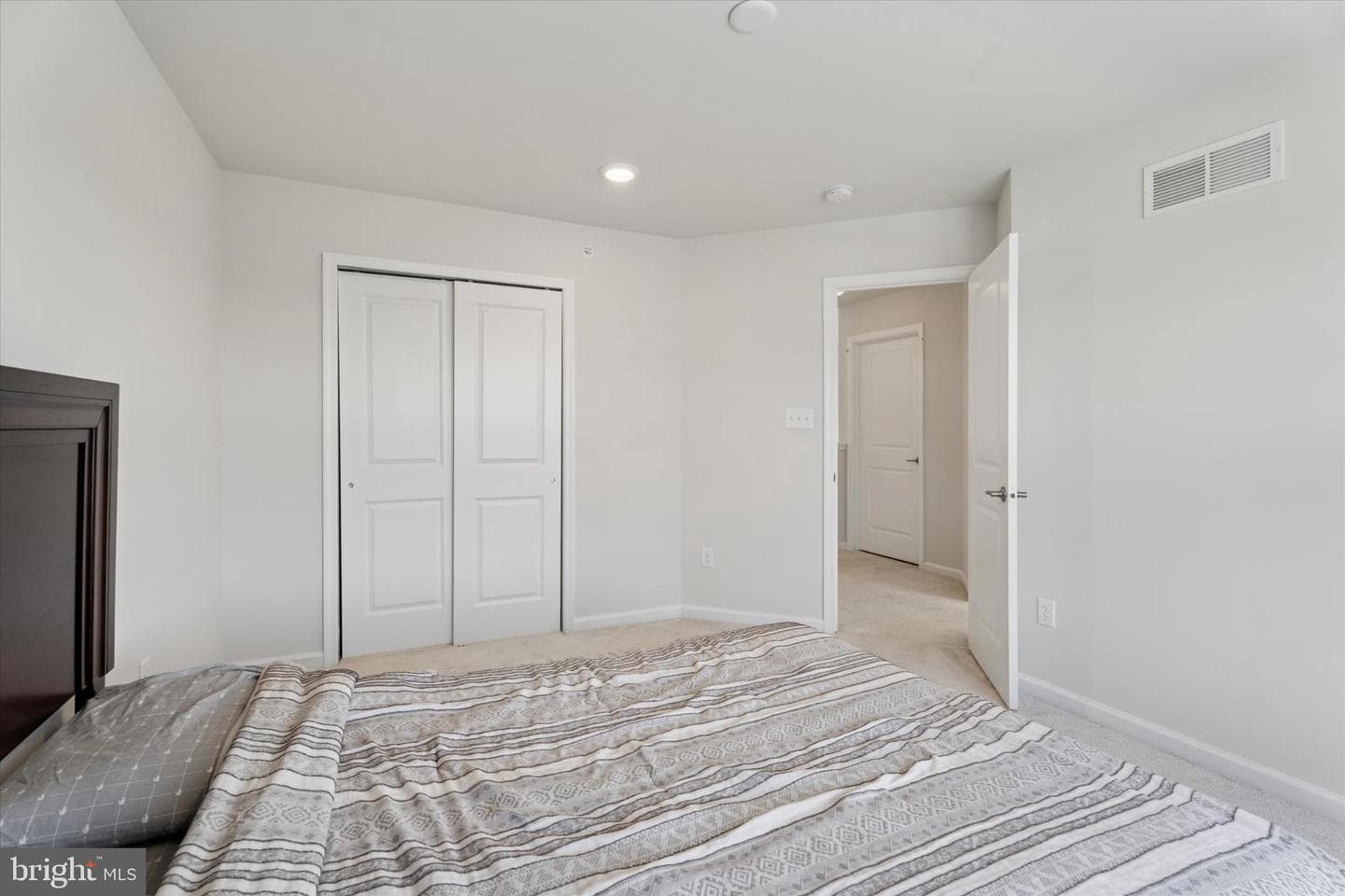 498 Major John Way photo 36