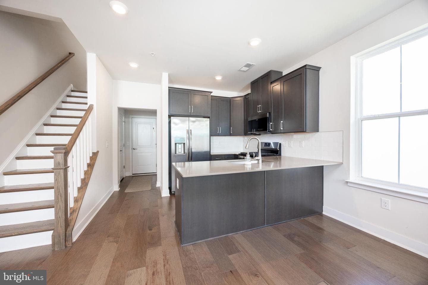 750 Ore Street photo 7