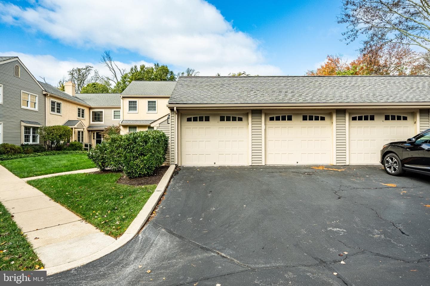 6 Wingstone Lane photo 37