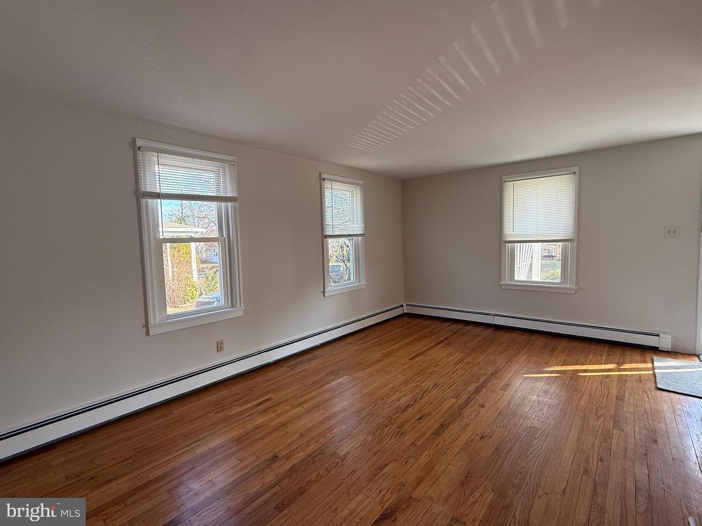 121 E Harmony Road photo 18