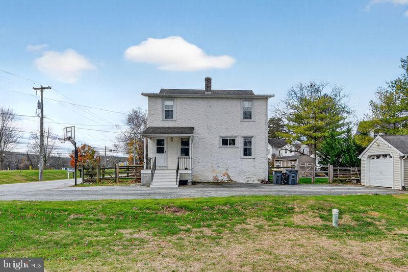 206 Race Street photo 5
