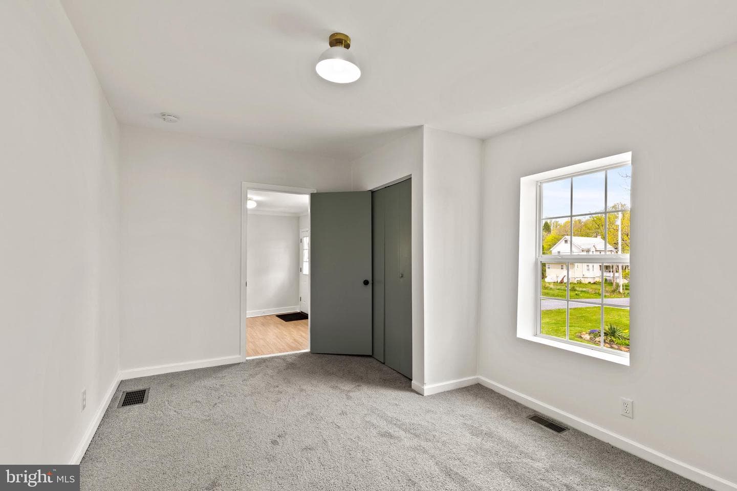 106 1st Avenue photo 17