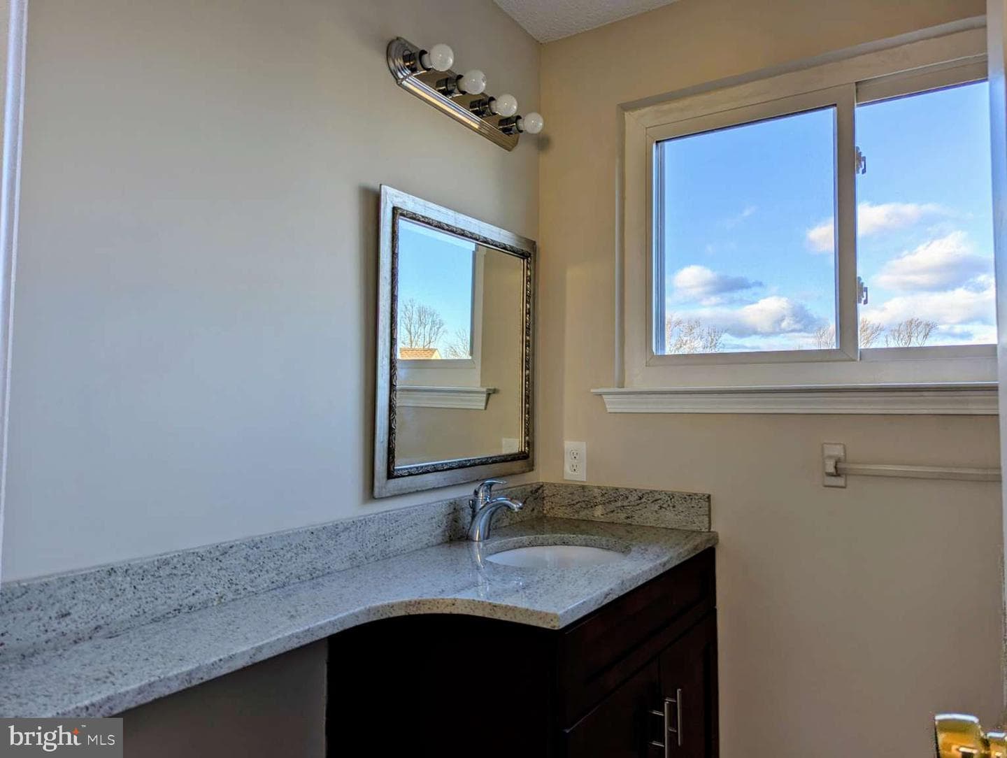 305 Paddock Drive photo 18