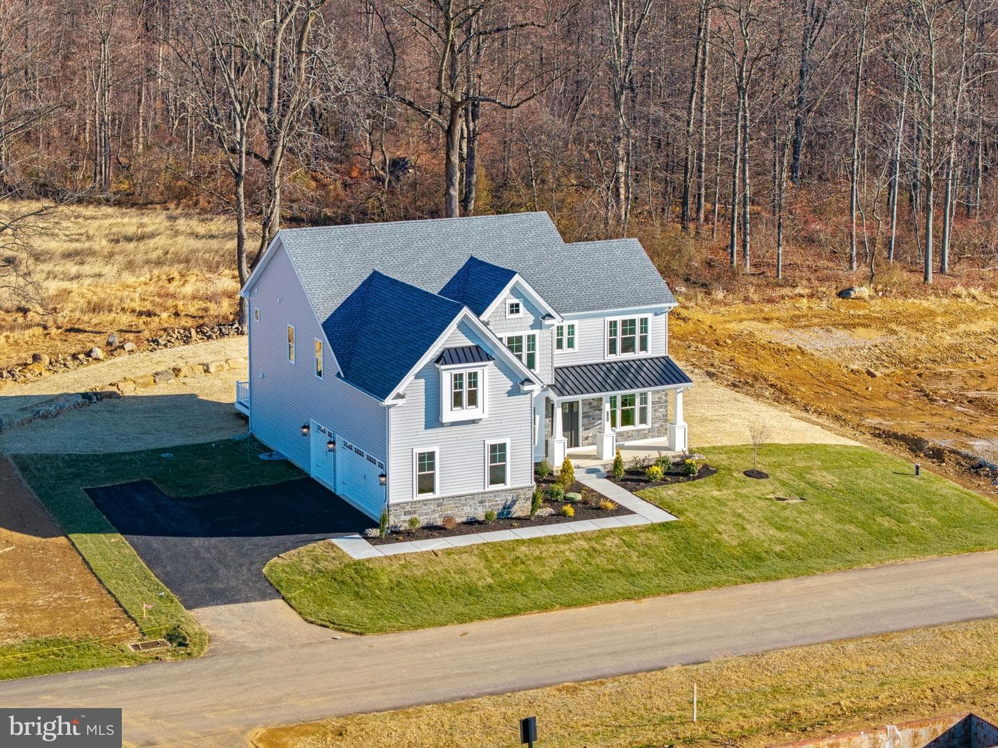 108 Lexington Manor #lot 3 photo 3