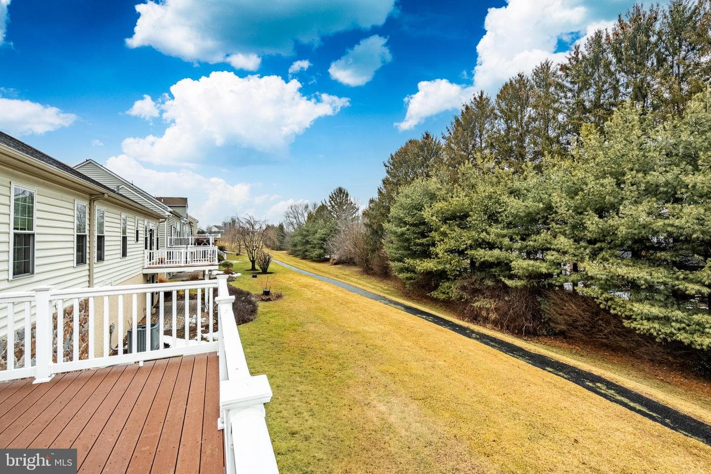 121 Augusta Drive photo 45