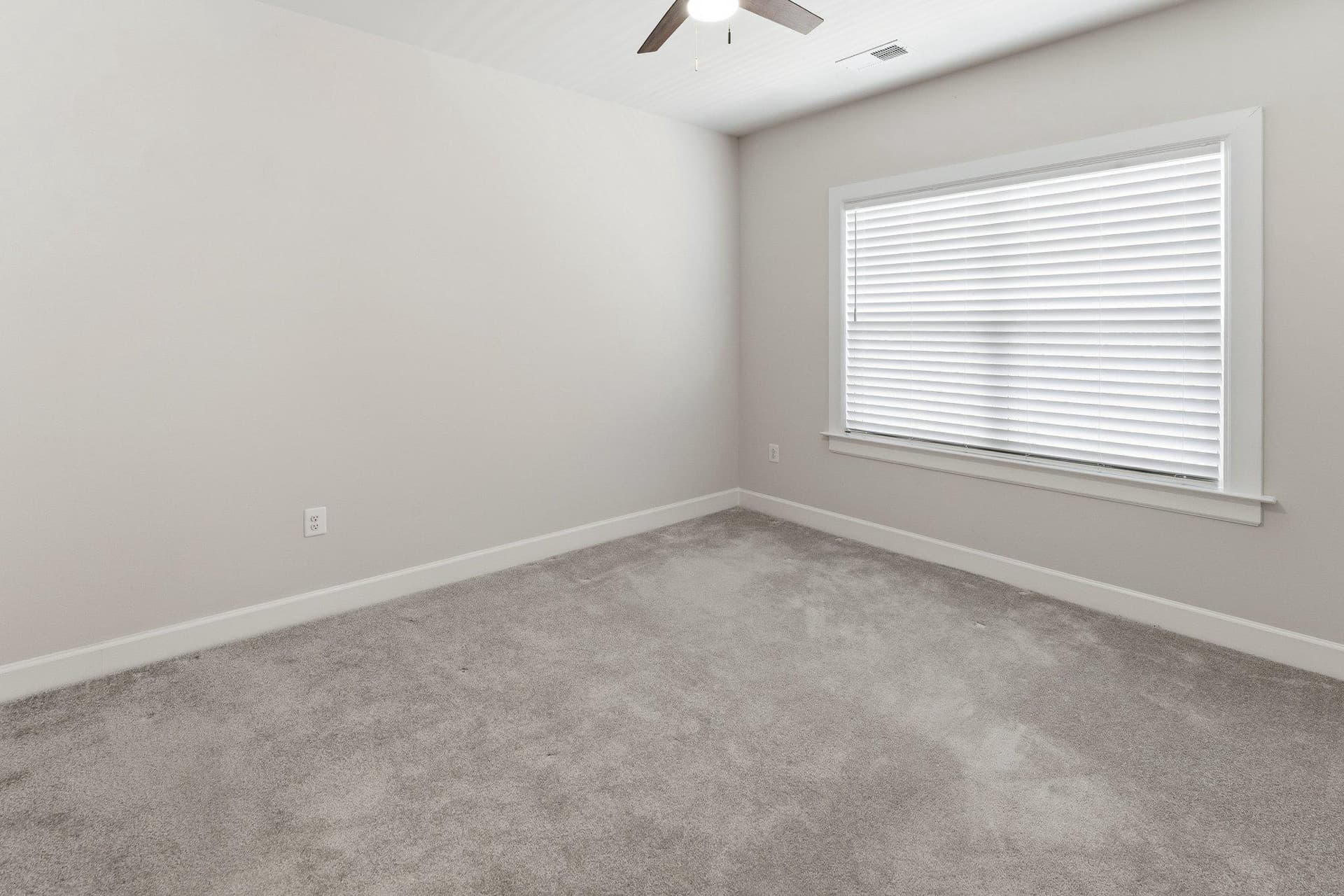 1716 Frost Lane photo 28