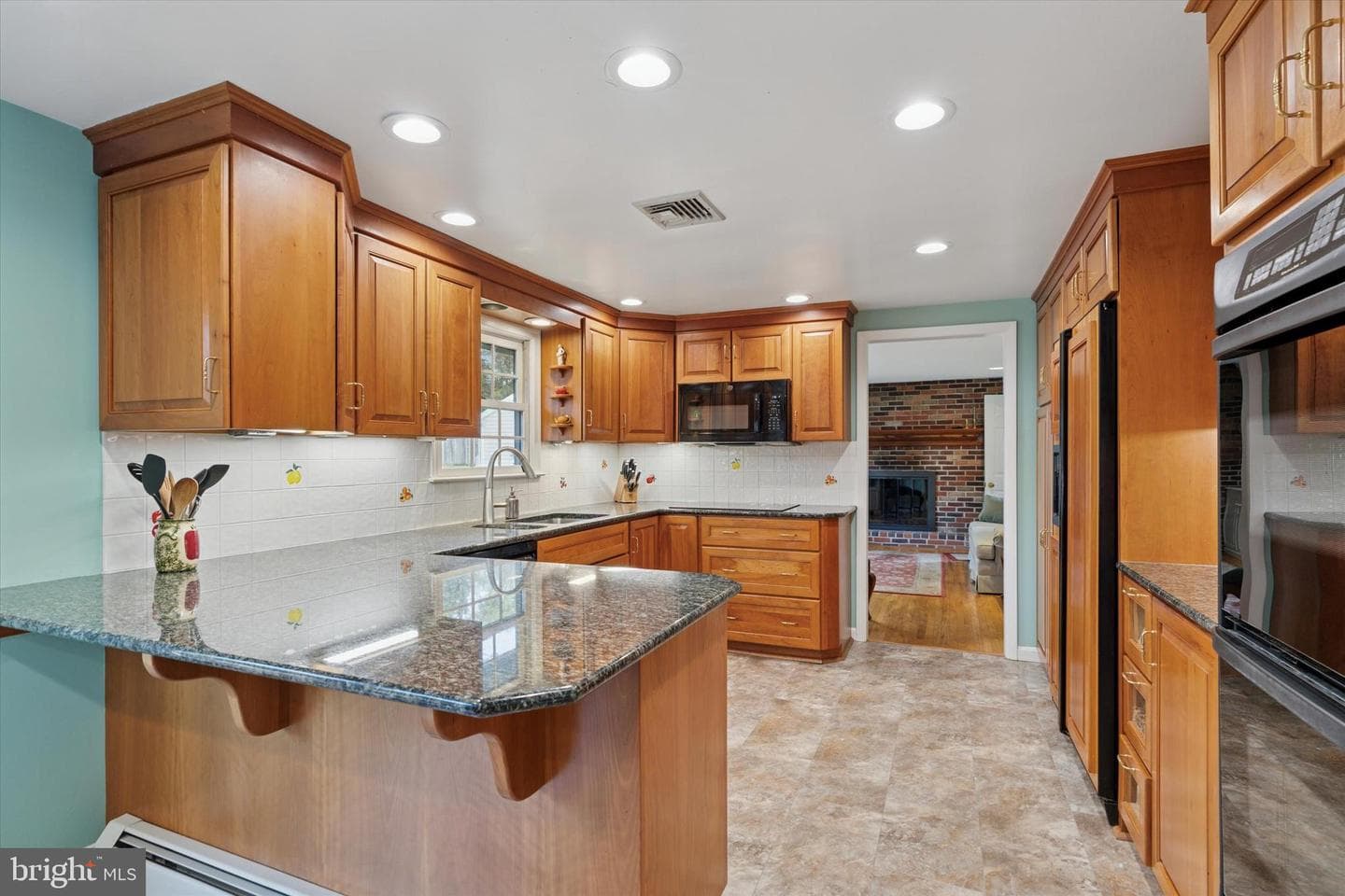 785 Mount Pleasant Road photo 12