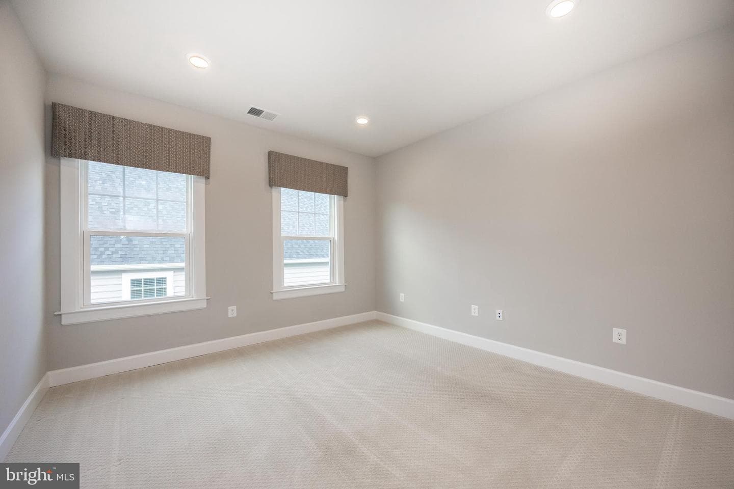 1147 Sculthorpe Drive photo 26