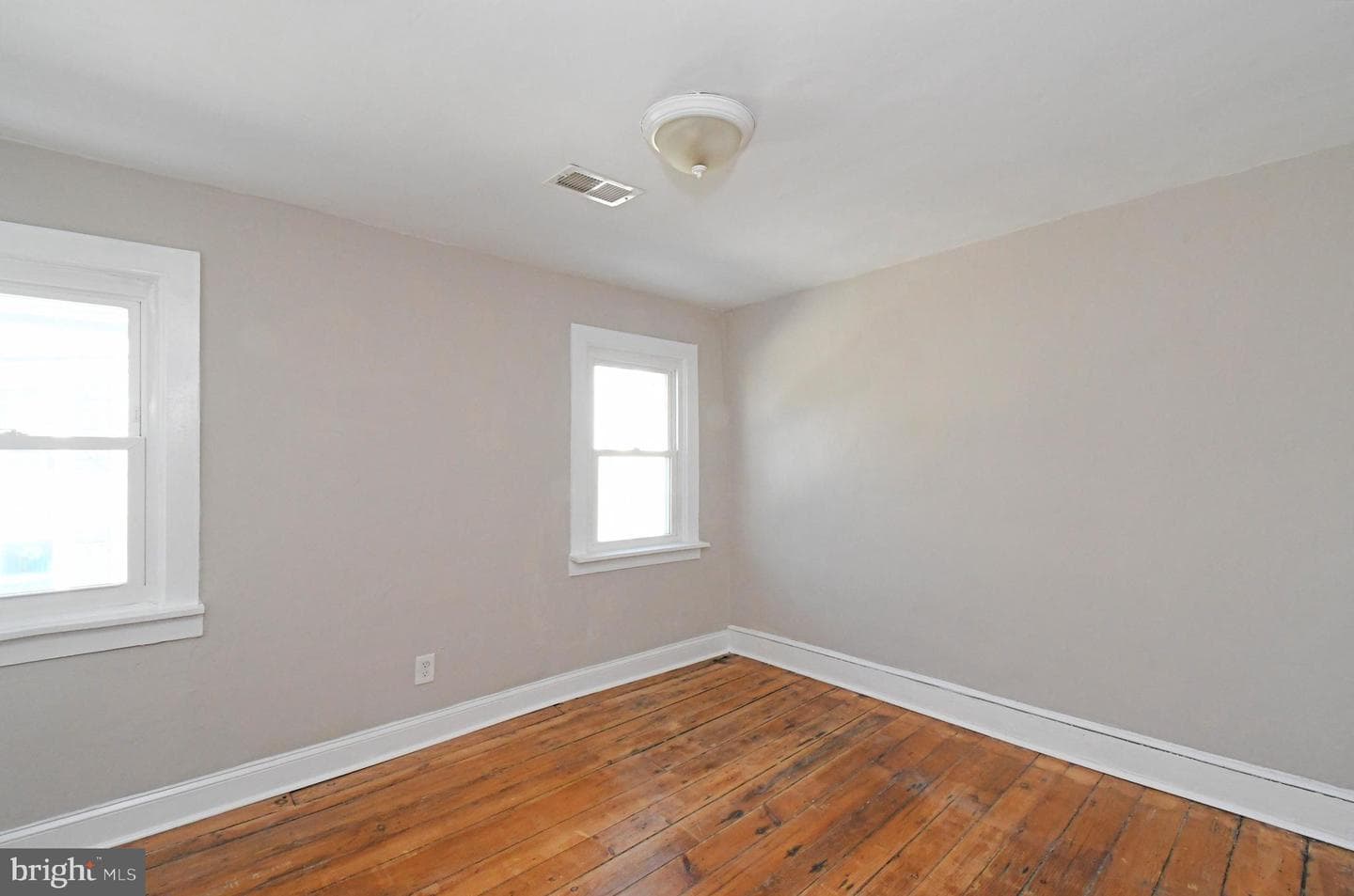 220 Saint Marys Street photo 30