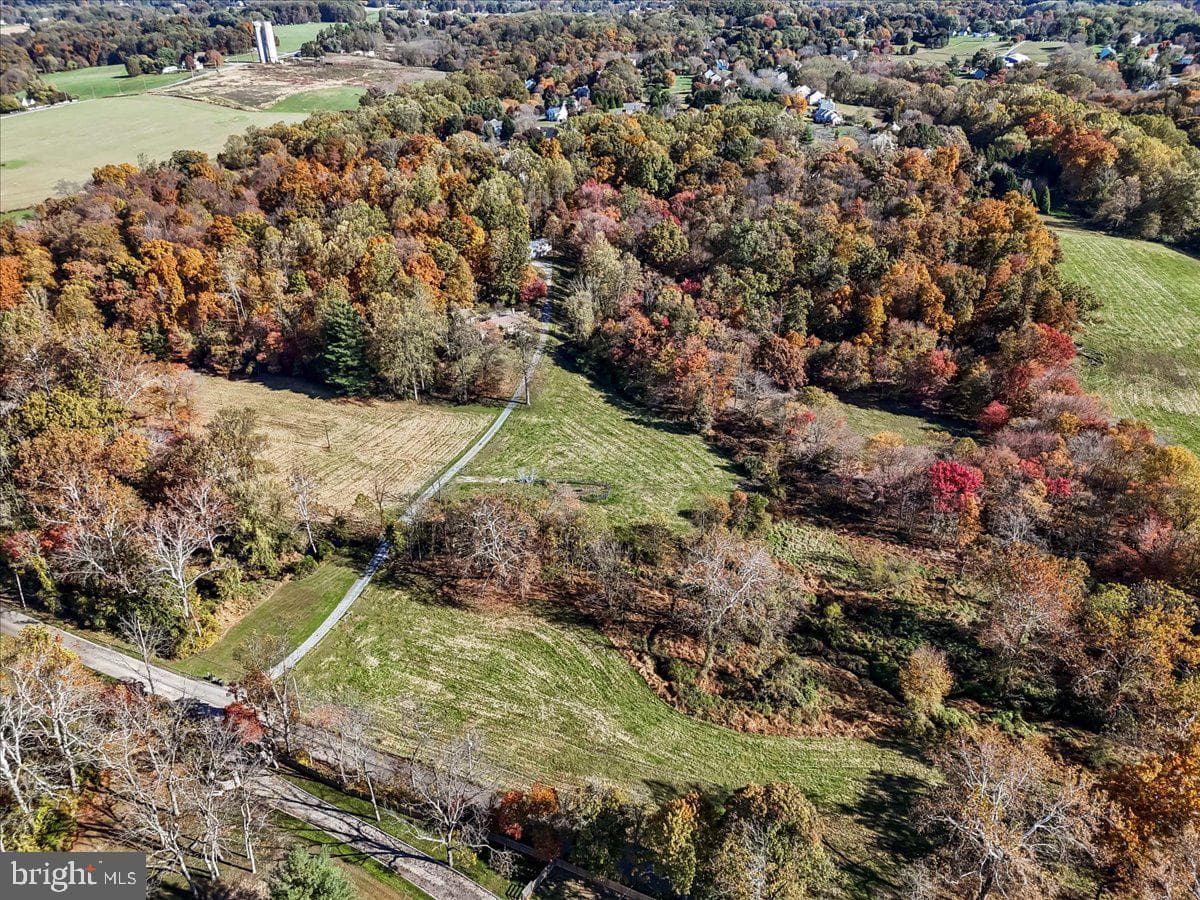 202 Creek Road photo 35