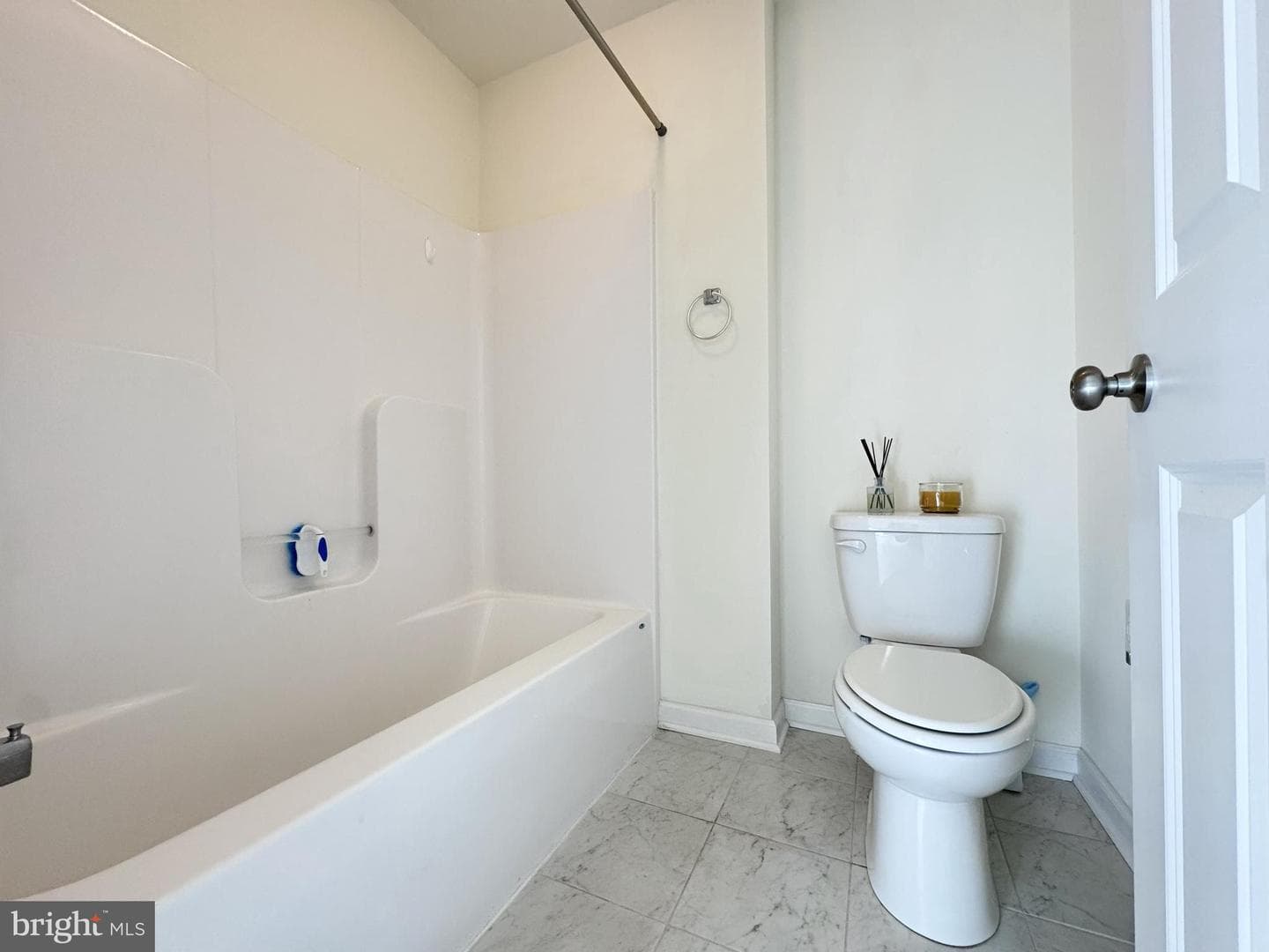 20 Lippitt Road photo 29