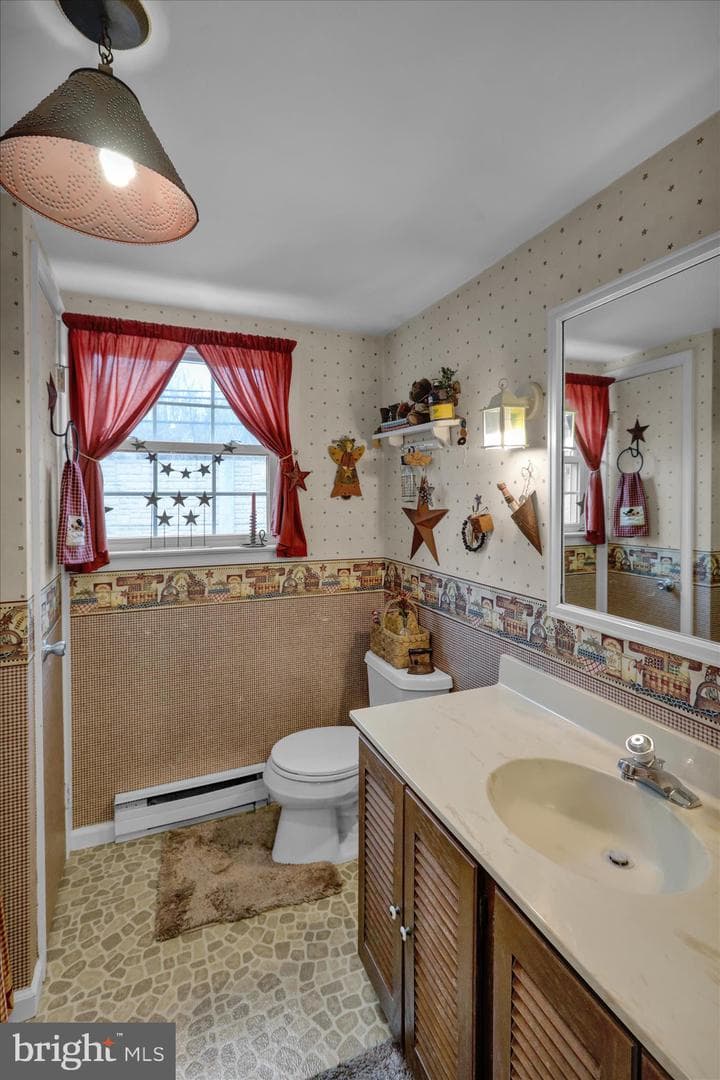 307 Kent Circle photo 23