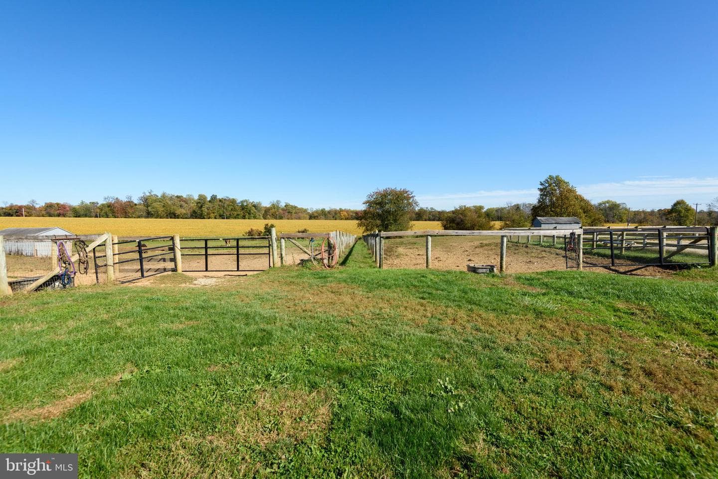 845 Waterway Road photo 31