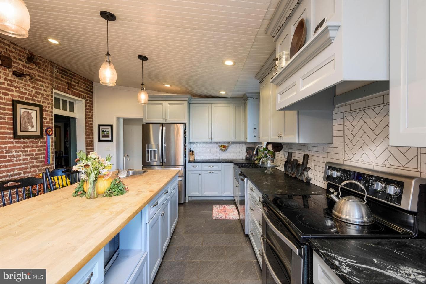 845 Waterway Road photo 63