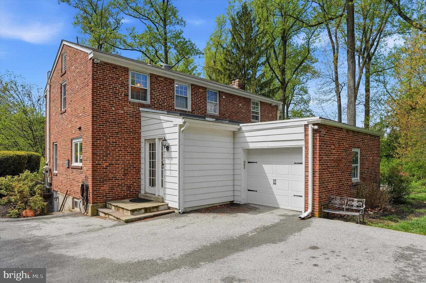 647 Fernfield Circle photo 32