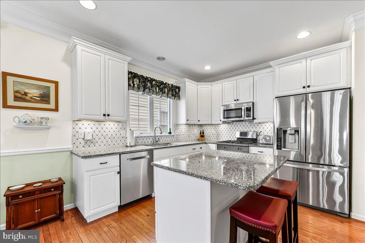 336 Carlisle Drive photo 16