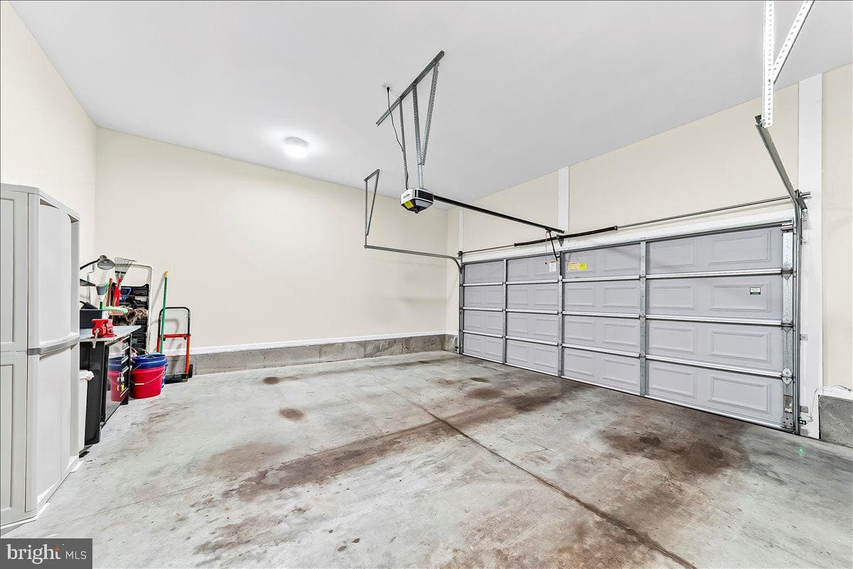 336 Carlisle Drive photo 36