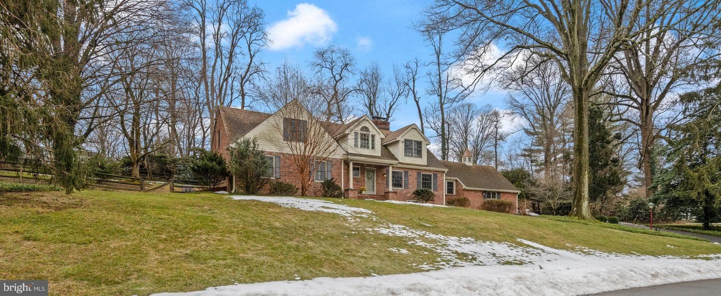 152 Hunters Lane photo 2