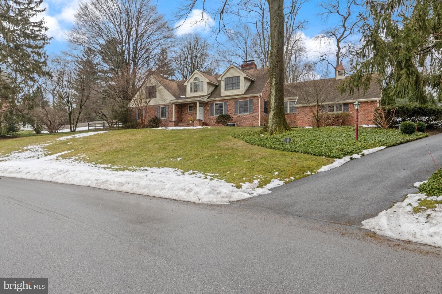 152 Hunters Lane photo 3