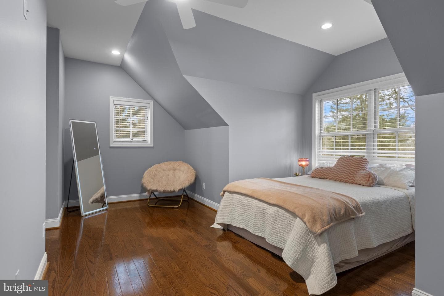 152 Hunters Lane photo 44