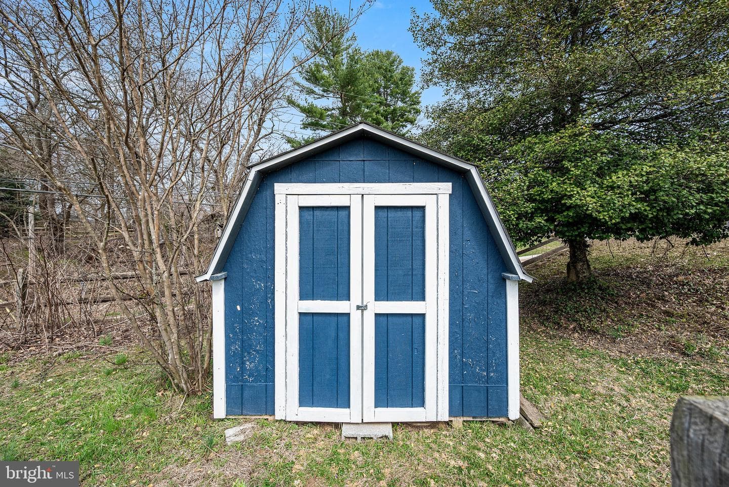535 Kenview Avenue photo 24
