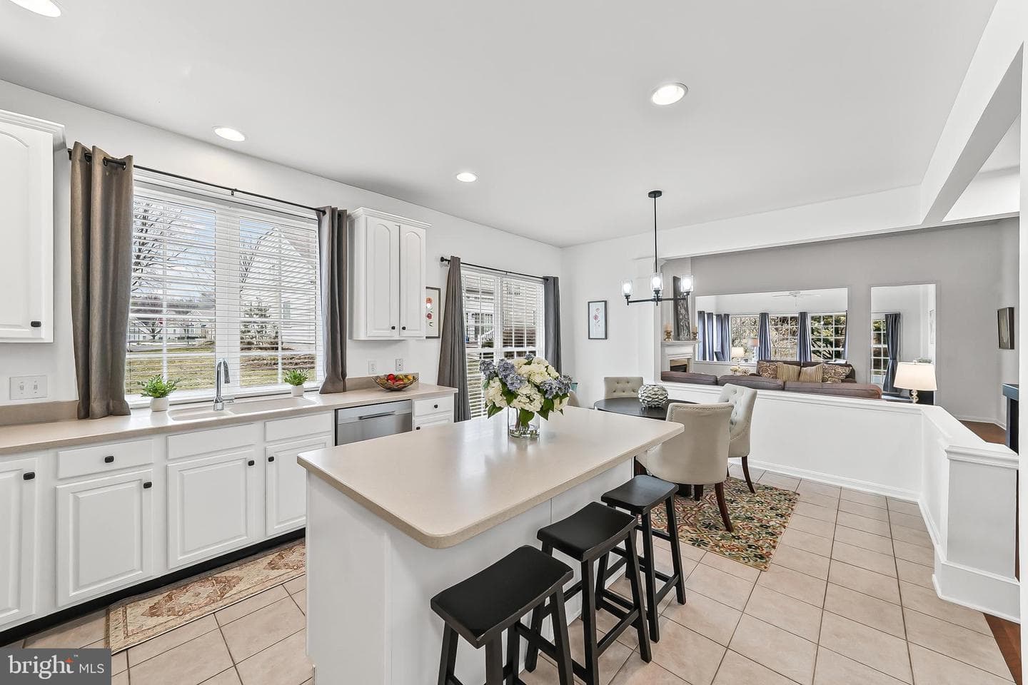 403 Lilac Drive photo 15