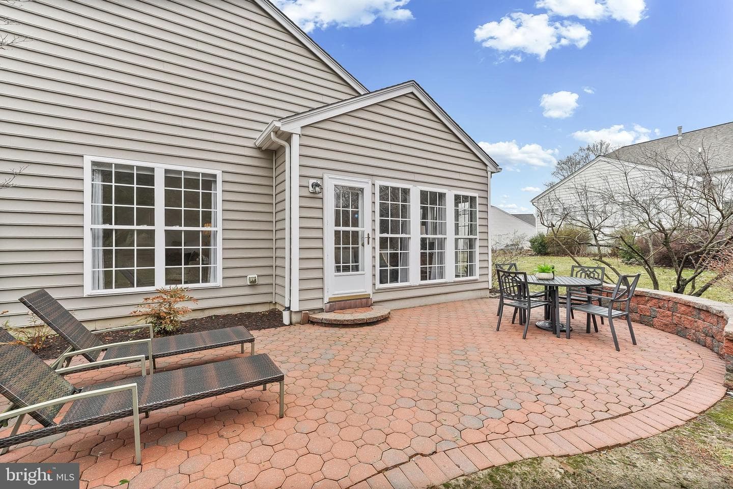 403 Lilac Drive photo 36