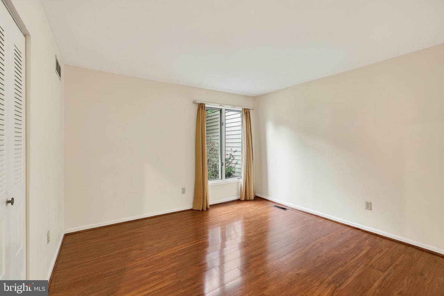 1110 Mews Lane photo 14