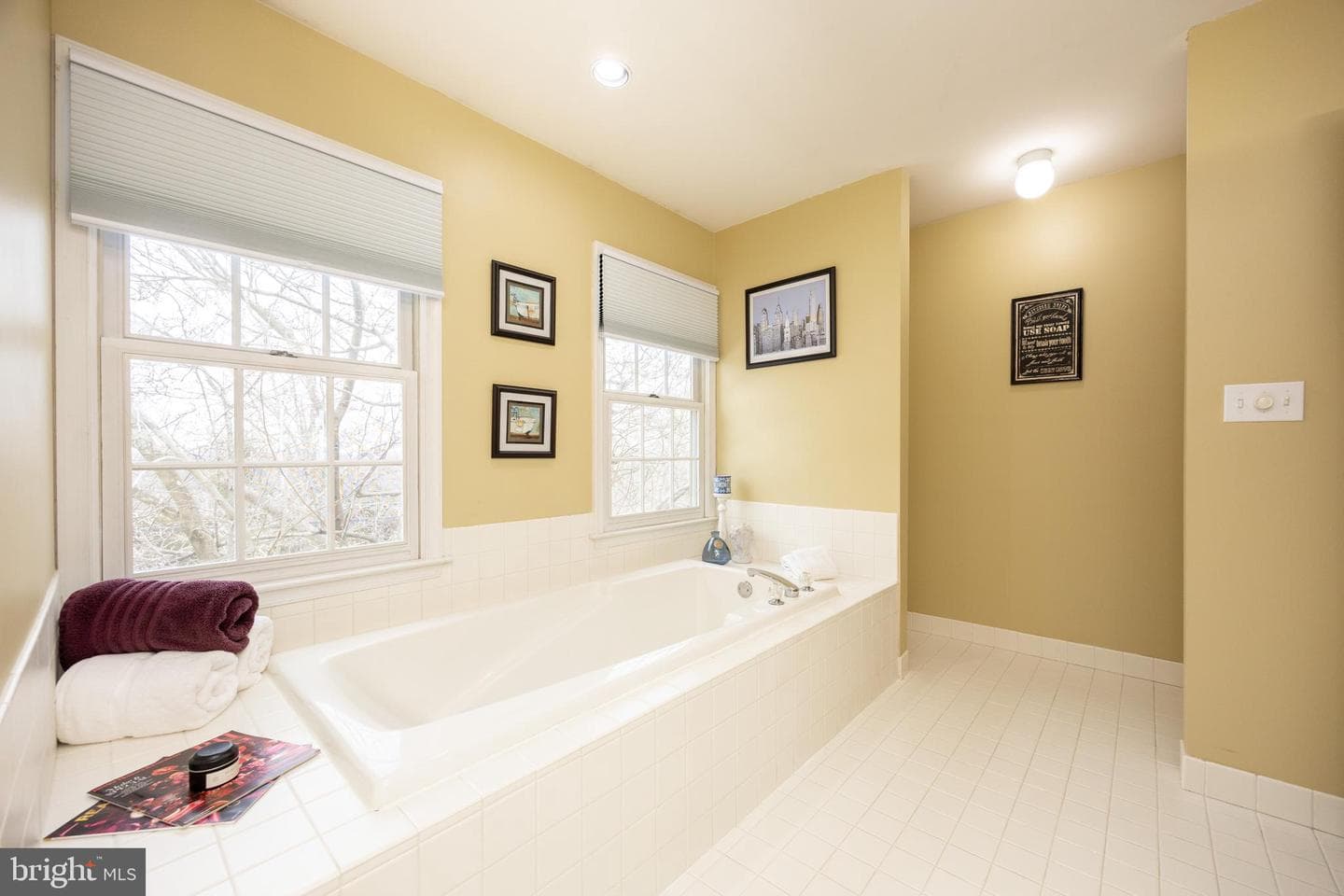 35 Oakwood Lane photo 22