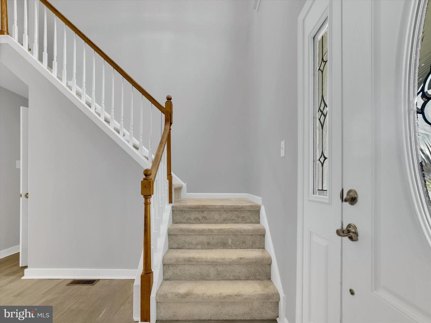 258 Thornridge Drive photo 17