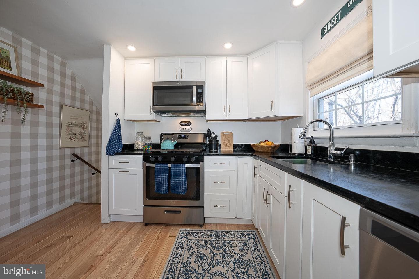 36 Sunset Drive photo 21