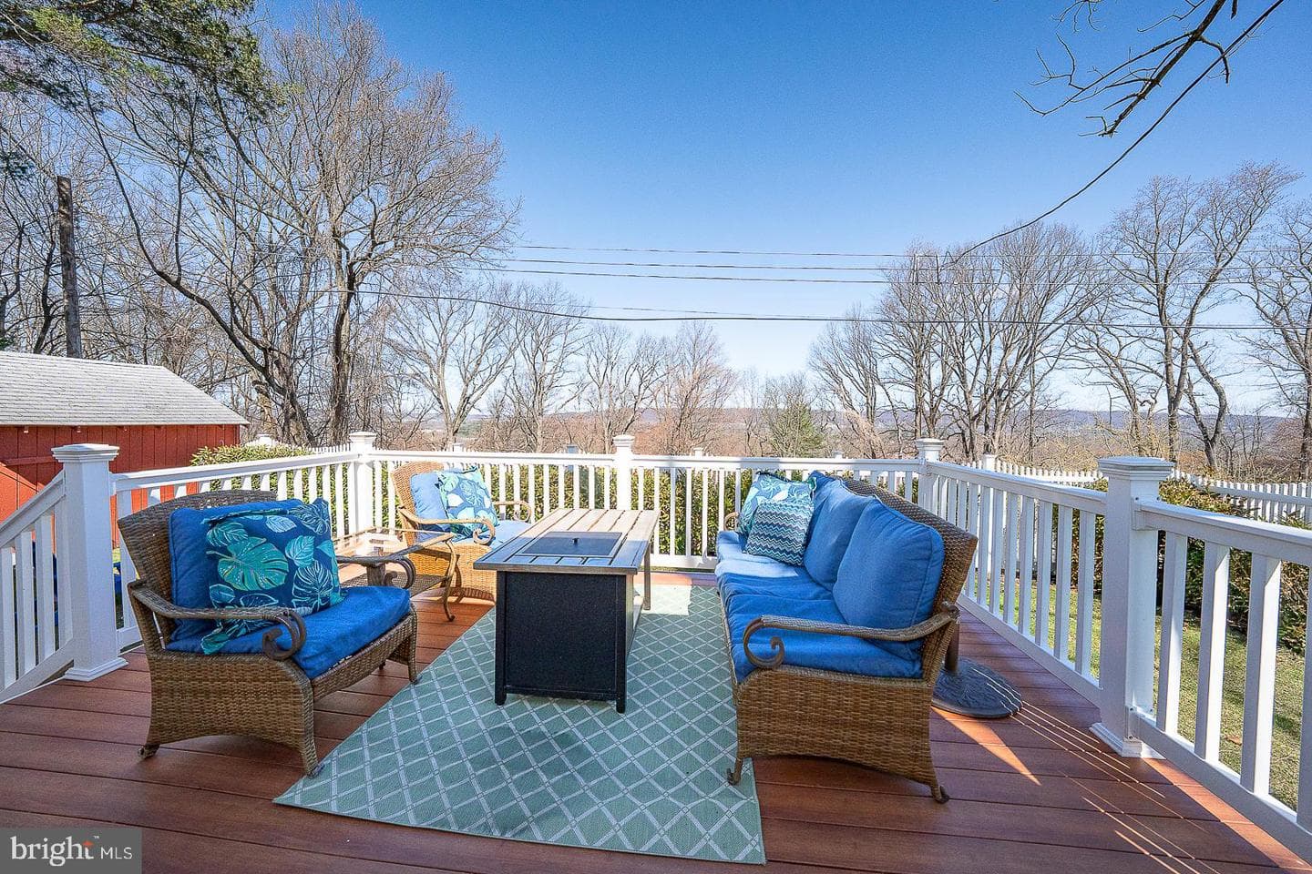 36 Sunset Drive photo 60