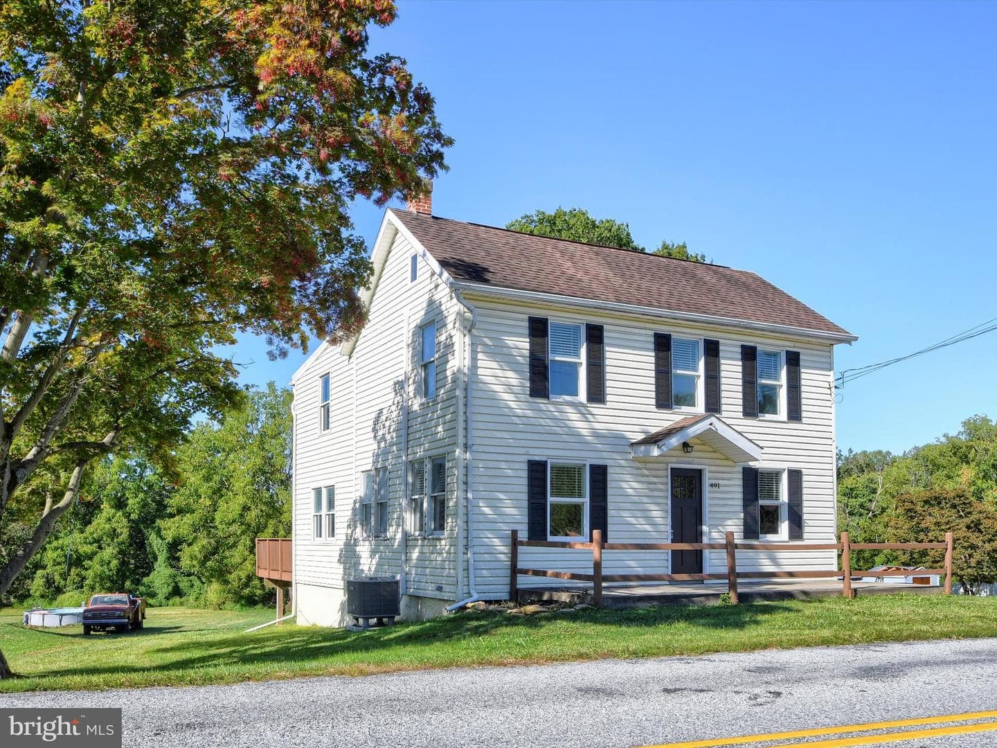 491 N Mill Road photo 2