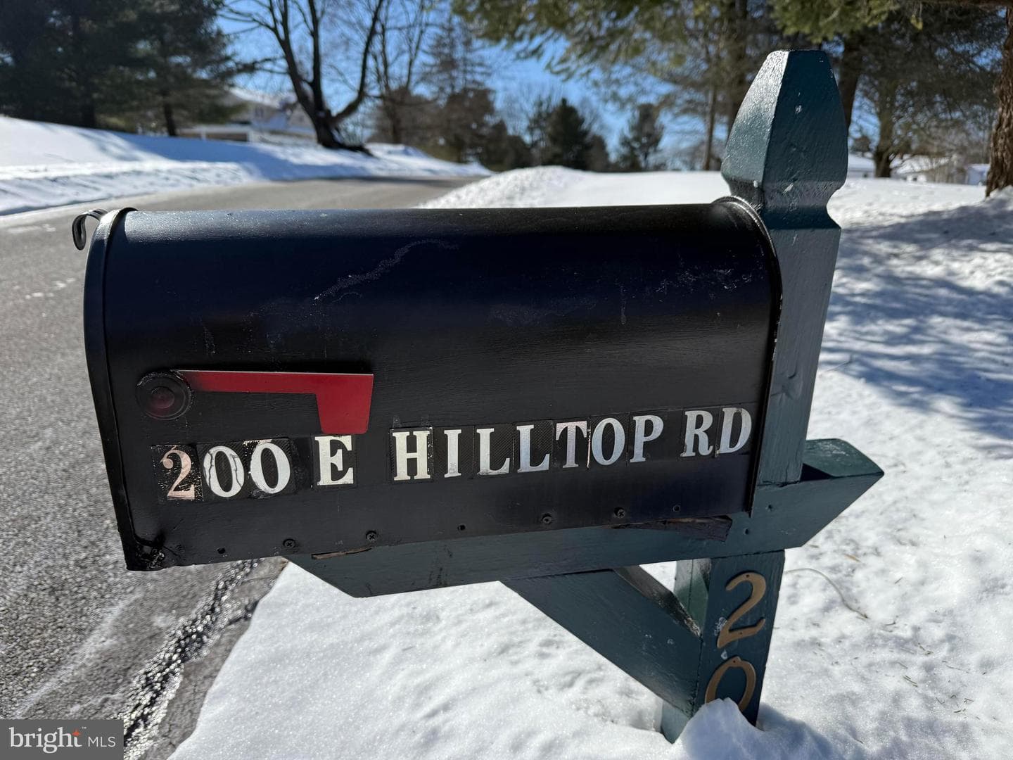 200 E Hilltop Road photo 28