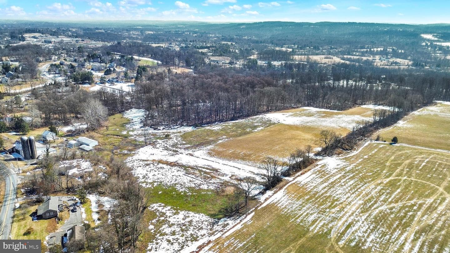 1250 New Philadelphia Road photo 22