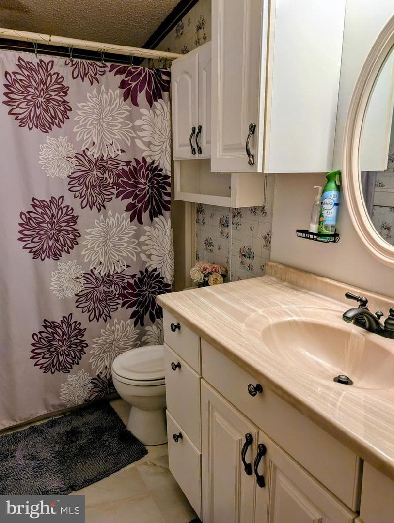 140 Grant Avenue photo 12