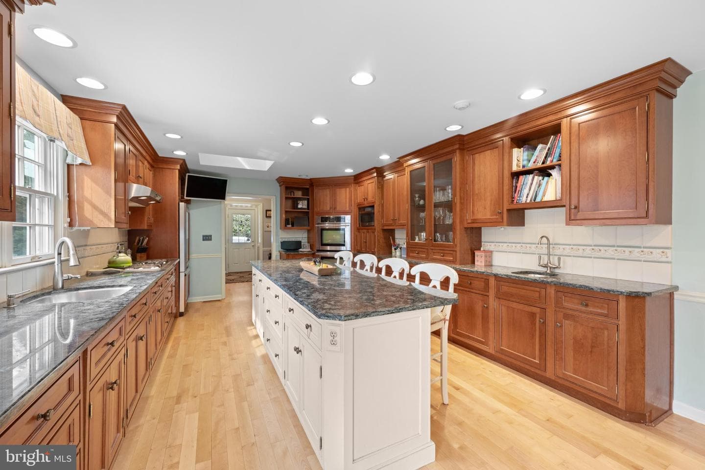 714 Gulph photo 37