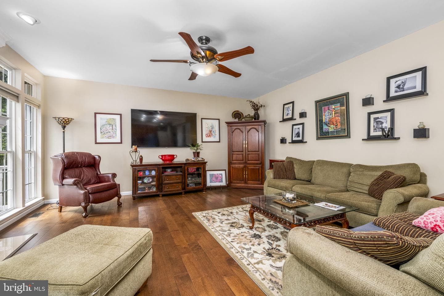 430 Dartmouth Lane photo 10
