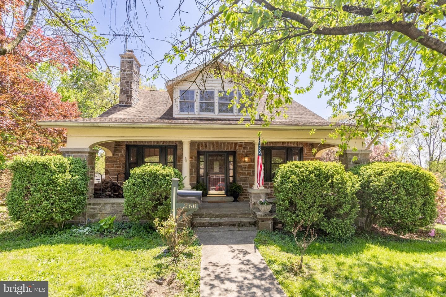 260 W Evergreen Street