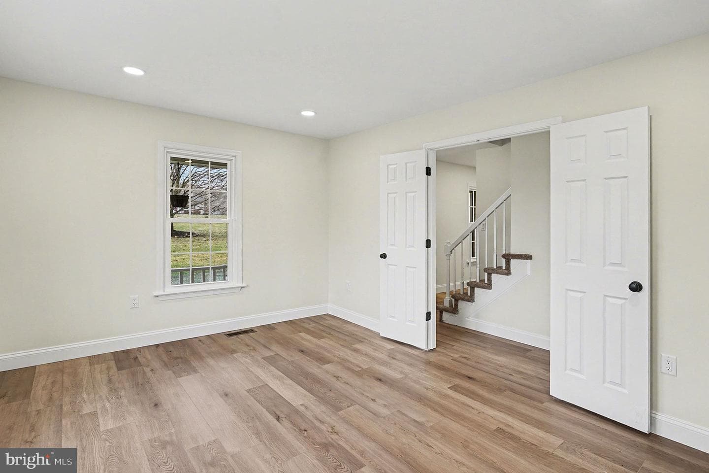 111 Freedom Valley Circle photo 7