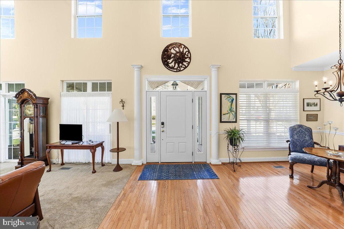 403 Winterberry Drive photo 5