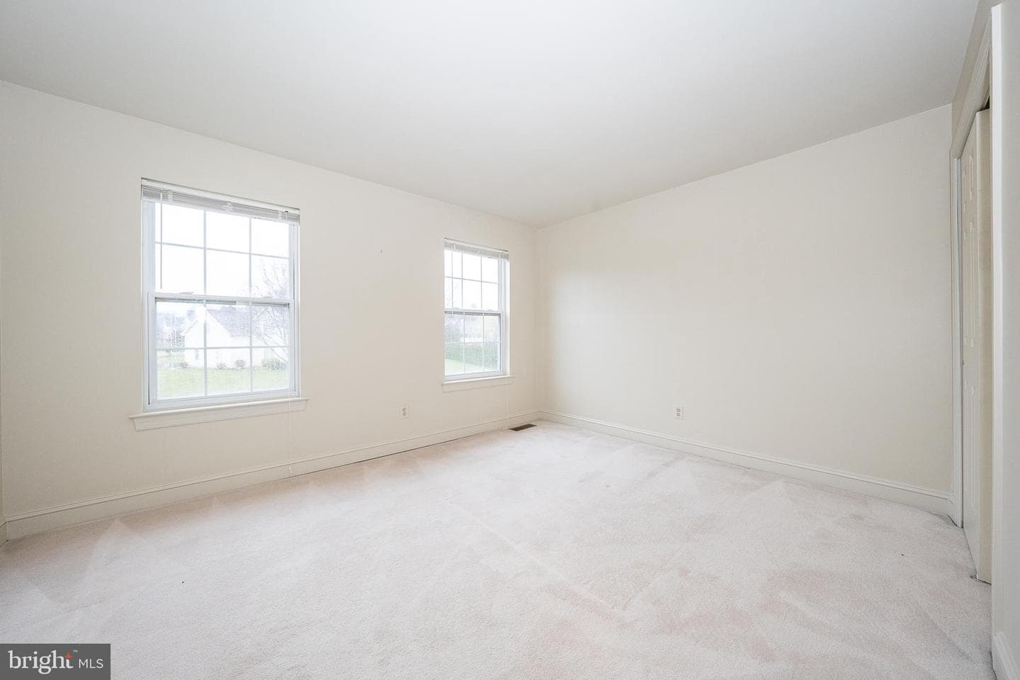 824 Waverly Road photo 30