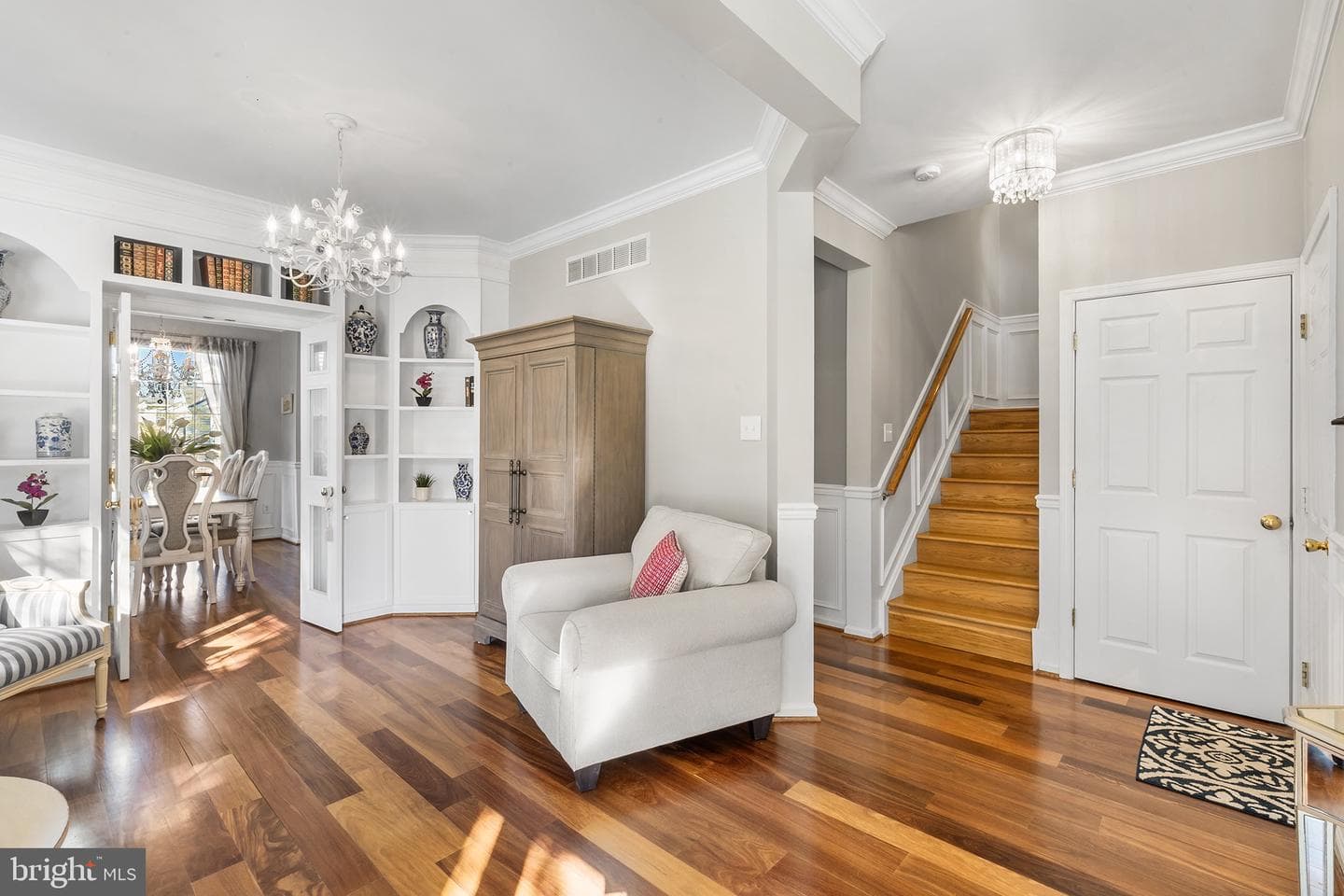 323 Cherry Lane photo 3