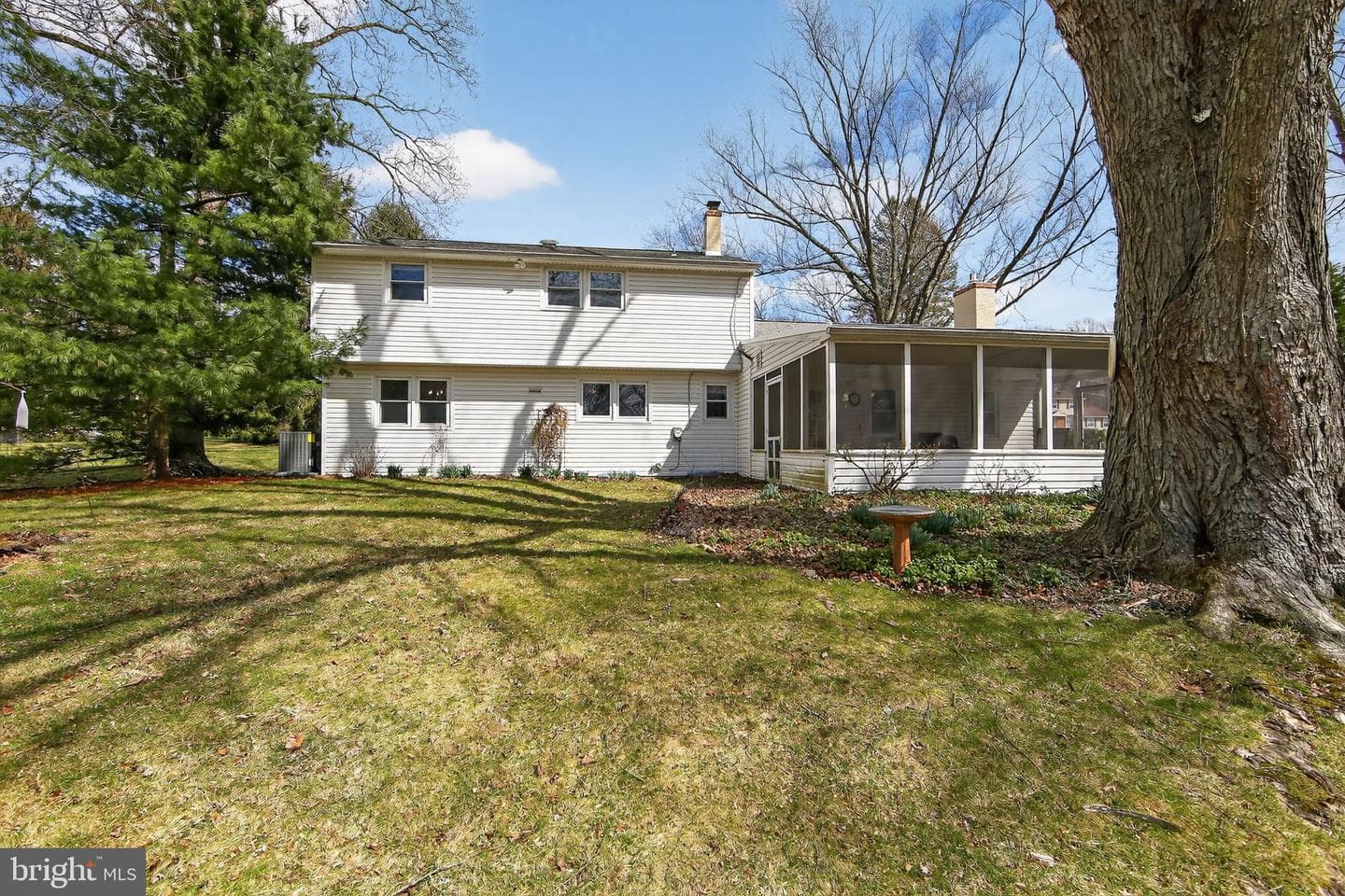 532 Westfield Drive photo 5