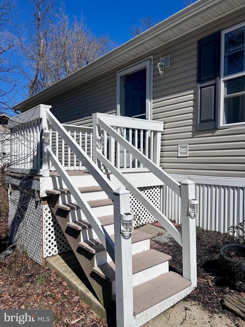 10 Circle Drive photo 2