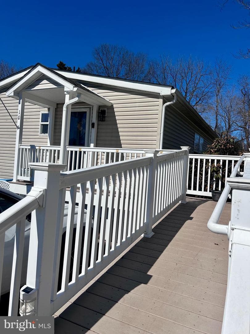 10 Circle Drive photo 23